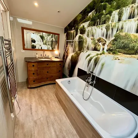 Hébergement de vacances Les Voiles Rouges *