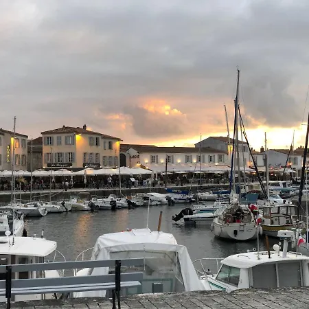 Les Voiles Rouges Saint-Martin-de-Ré