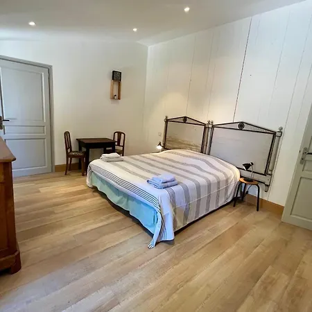 L'hermione - In The Heart Of St Martin De Re